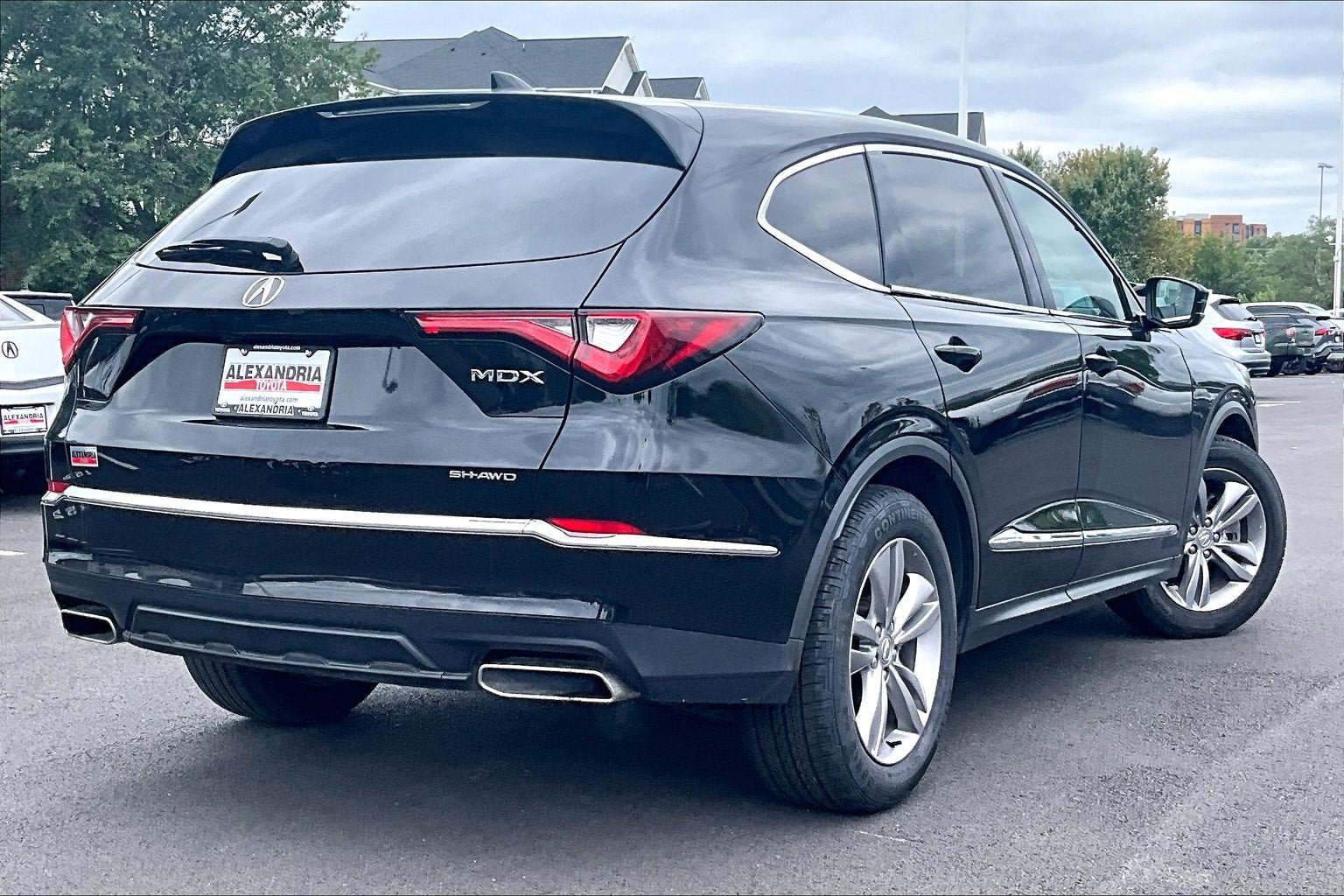 Used 2023 Acura MDX SH-AWD image 12