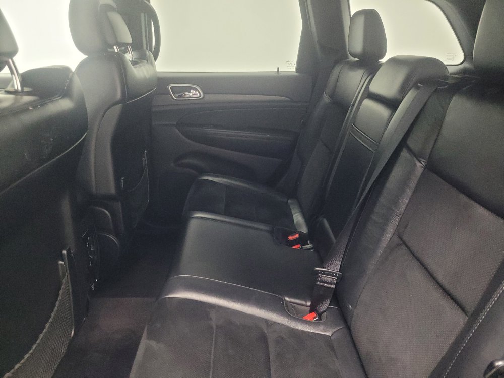 Used 2018 Jeep Grand Cherokee Altitude AWD/4WD image 18