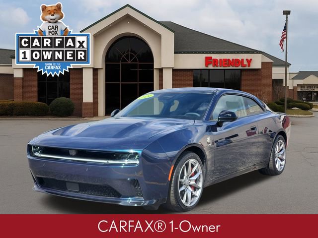 Used 2024 Dodge Charger Daytona Scat Pack w/ Plus Group AWD/4WD image 2