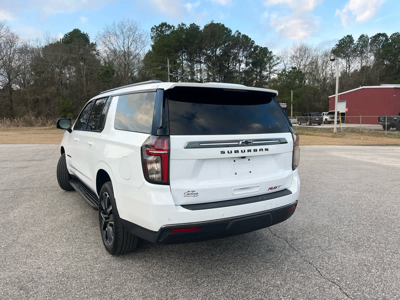 Used 2021 Chevrolet Suburban RST w/ Luxury Package image 6