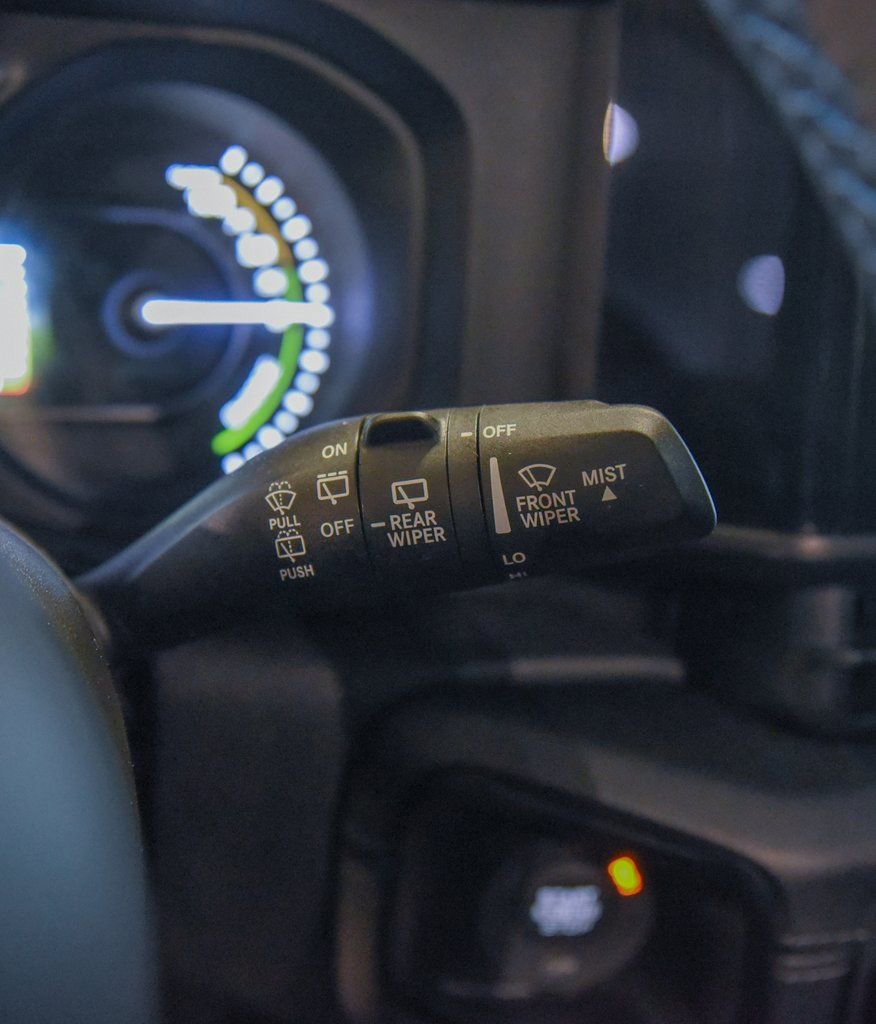 Used 2024 Jeep Wrangler Unlimited Rubicon 4xe image 23