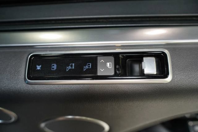 Used 2020 Land Rover Range Rover Long Wheelbase HSE AWD/4WD image 47