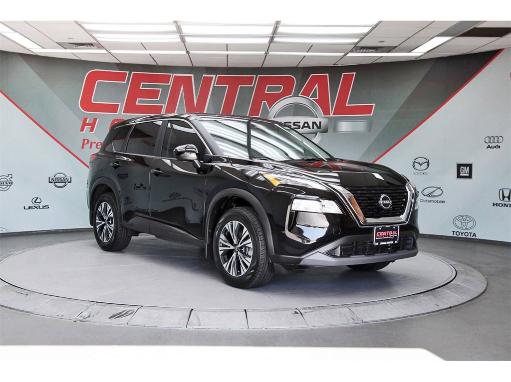 Certified 2023 Nissan Rogue SV image 1