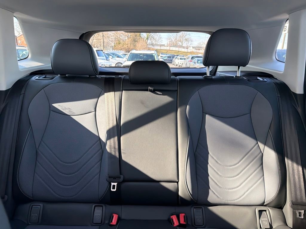 New 2026 Volkswagen Tiguan SE image 33