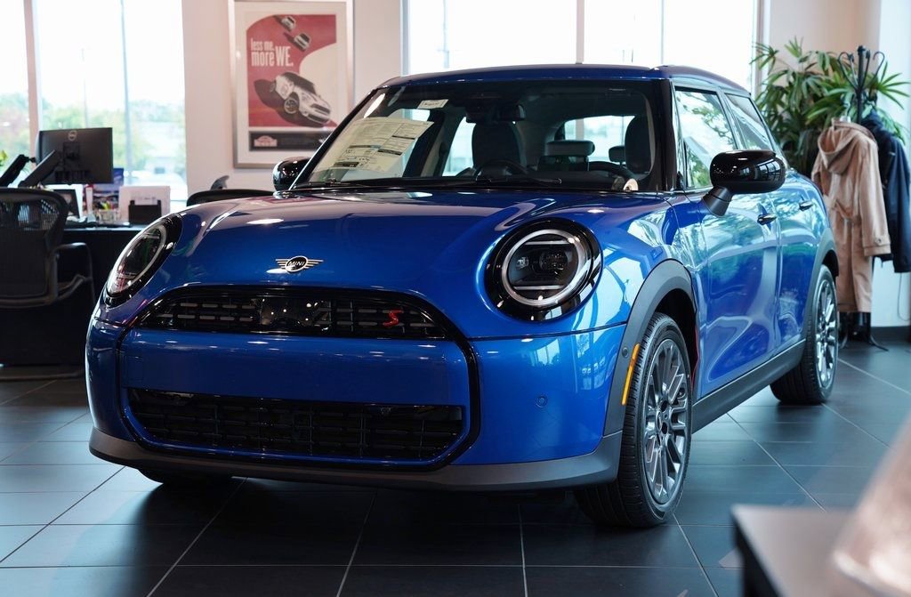 Used 2025 MINI Cooper S image 3