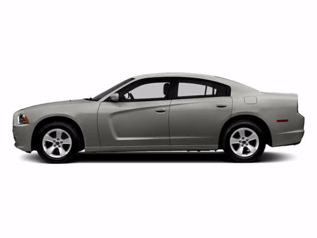 Used 2013 Dodge Charger SE RWD image 3