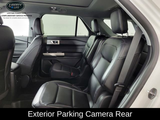 Used 2023 Ford Explorer XLT w/ Equipment Group 202A AWD/4WD image 15