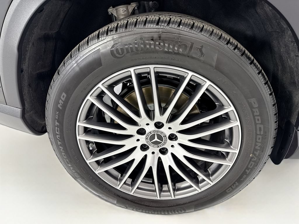 Used 2026 Mercedes-Benz GLC 300 image 32