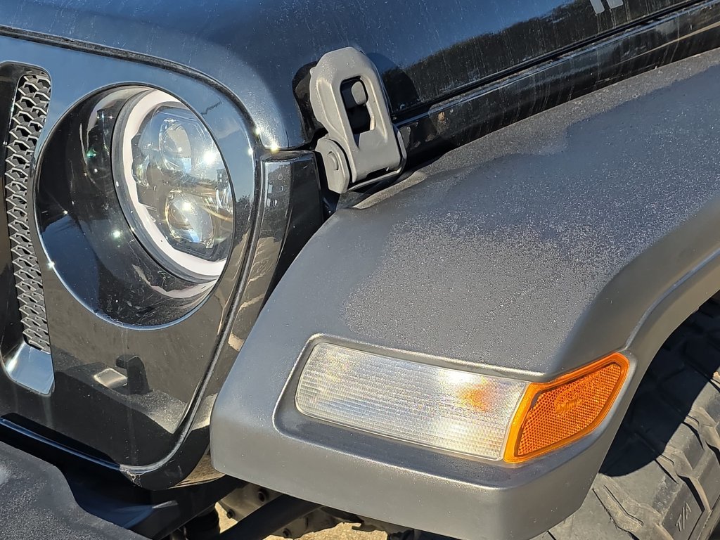 Used 2022 Jeep Wrangler Unlimited Sport AWD/4WD image 12