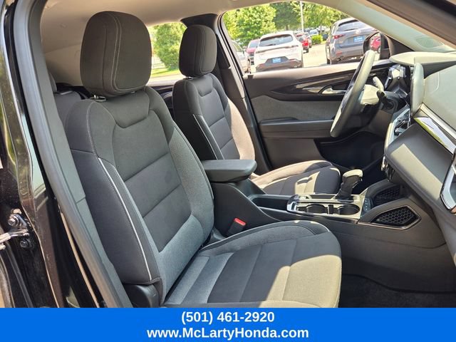 Used 2025 Chevrolet TrailBlazer LT AWD/4WD image 17