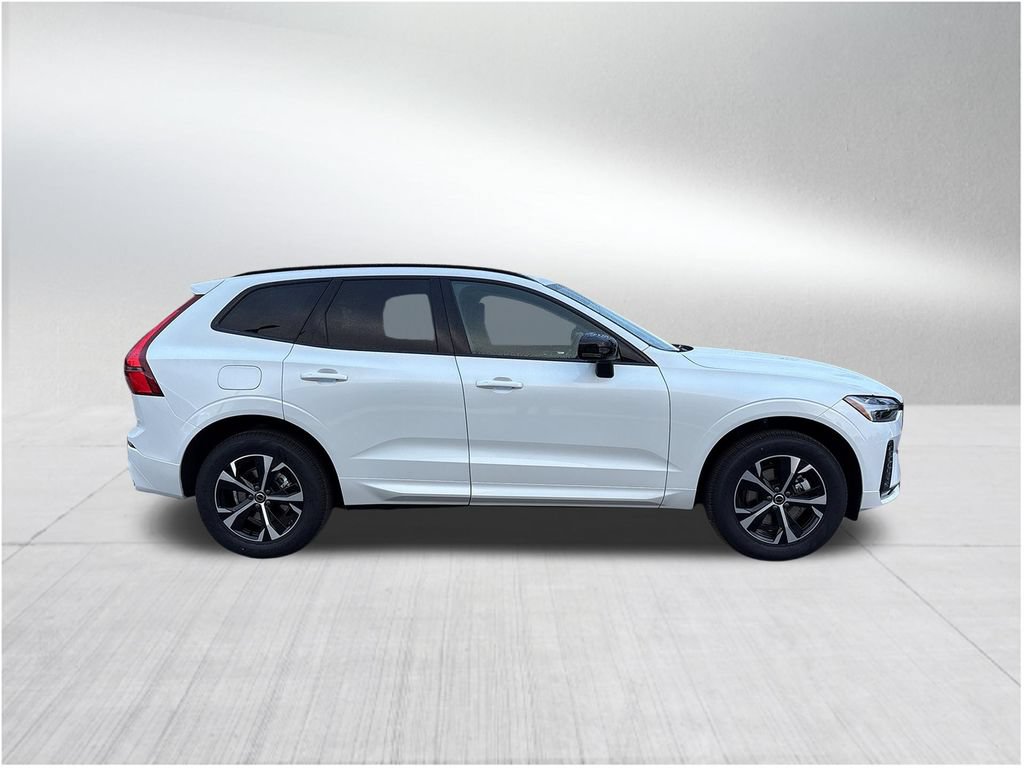 New 2026 Volvo XC60 B5 Core AWD/4WD image 4