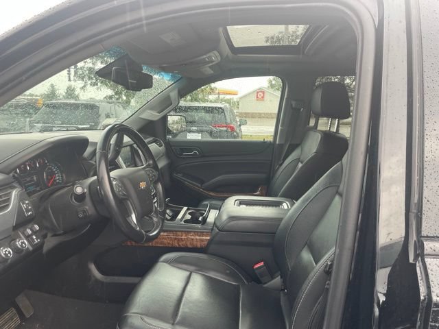 Used 2019 Chevrolet Suburban Premier AWD/4WD image 8
