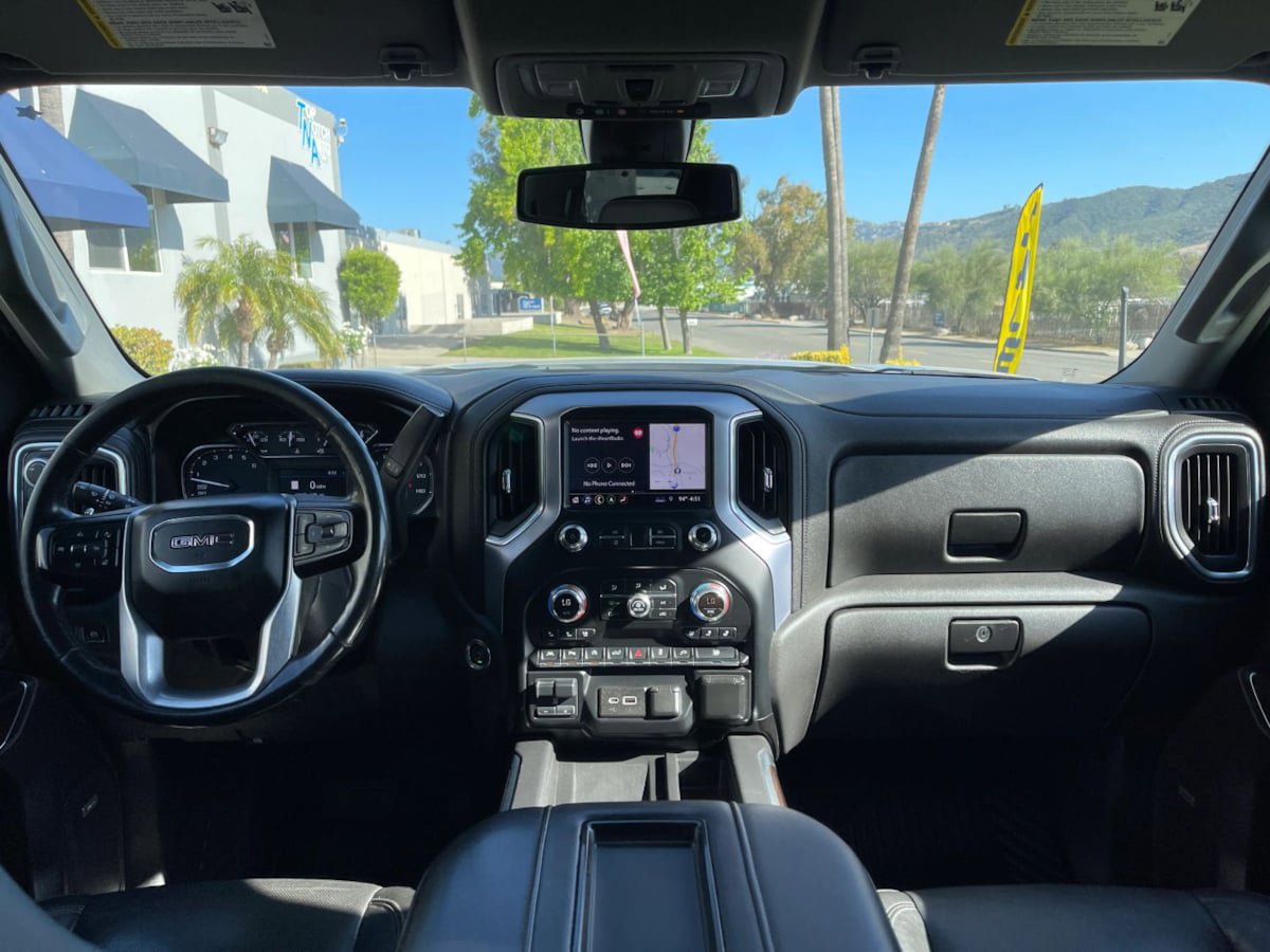 Used 2019 GMC Sierra 1500 SLT w/ SLT Premium Plus Package AWD/4WD image 15