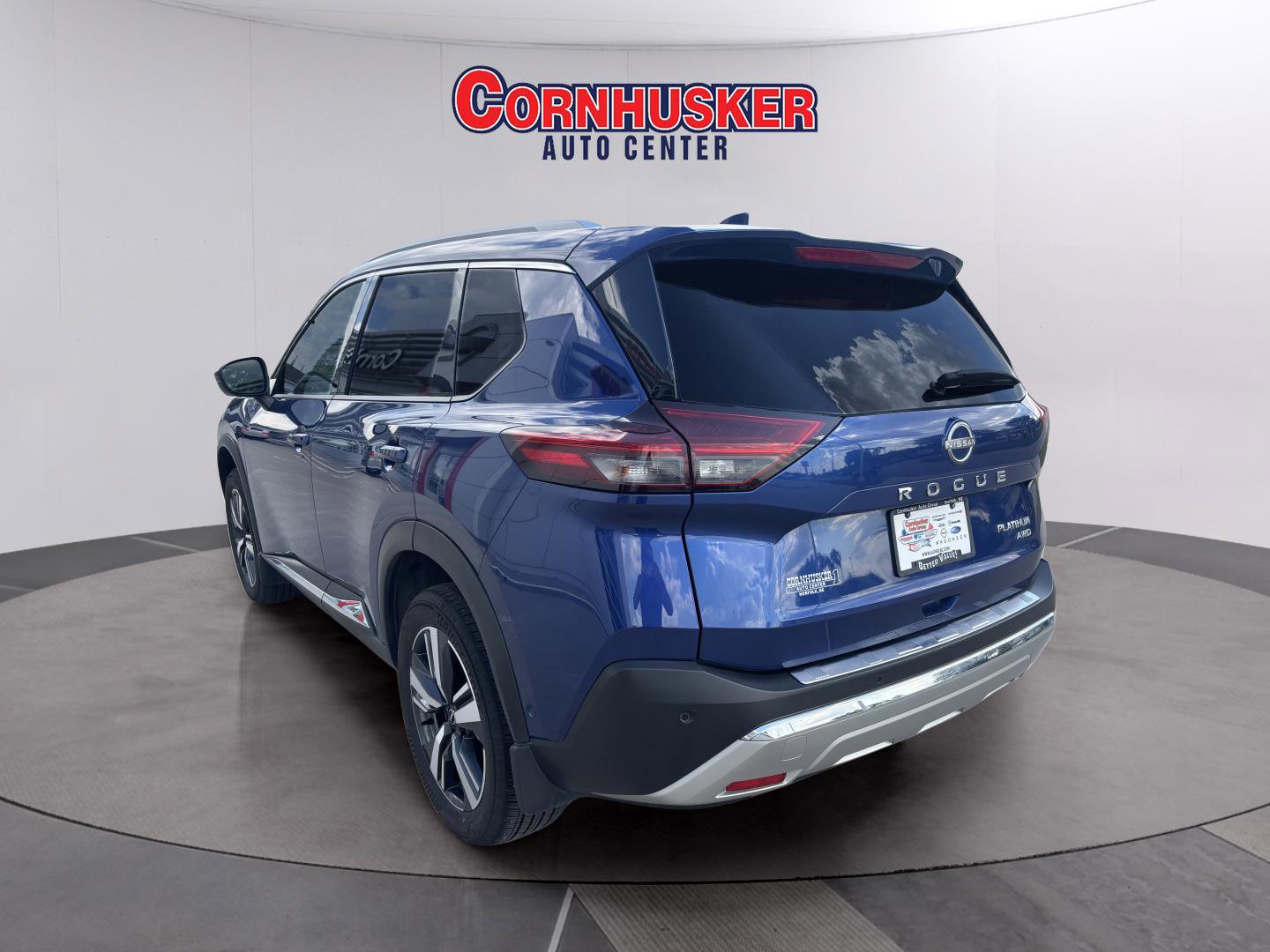 Used 2023 Nissan Rogue Platinum AWD/4WD image 5
