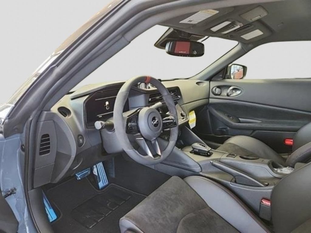New 2024 Nissan Z NISMO w/ Floor Mat Package RWD image 27