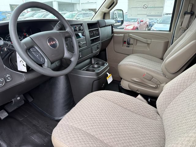 New 2026 GMC Savana 2500 w/ Driver Convenience Package RWD image 17