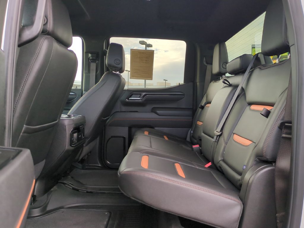 Used 2025 GMC Sierra 1500 AT4 AWD/4WD image 29