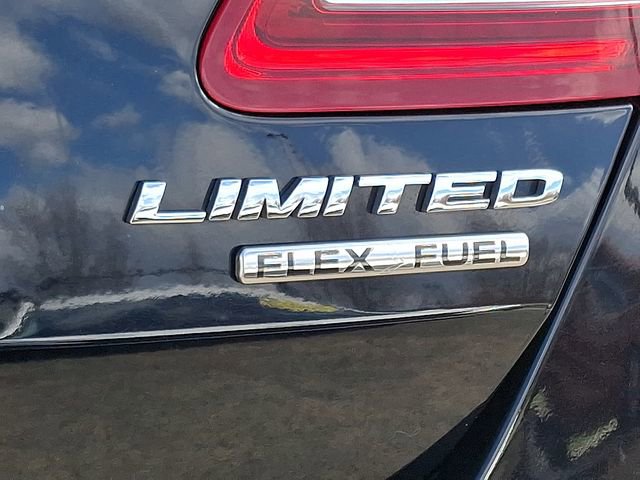 Used 2017 Ford Taurus Limited image 31