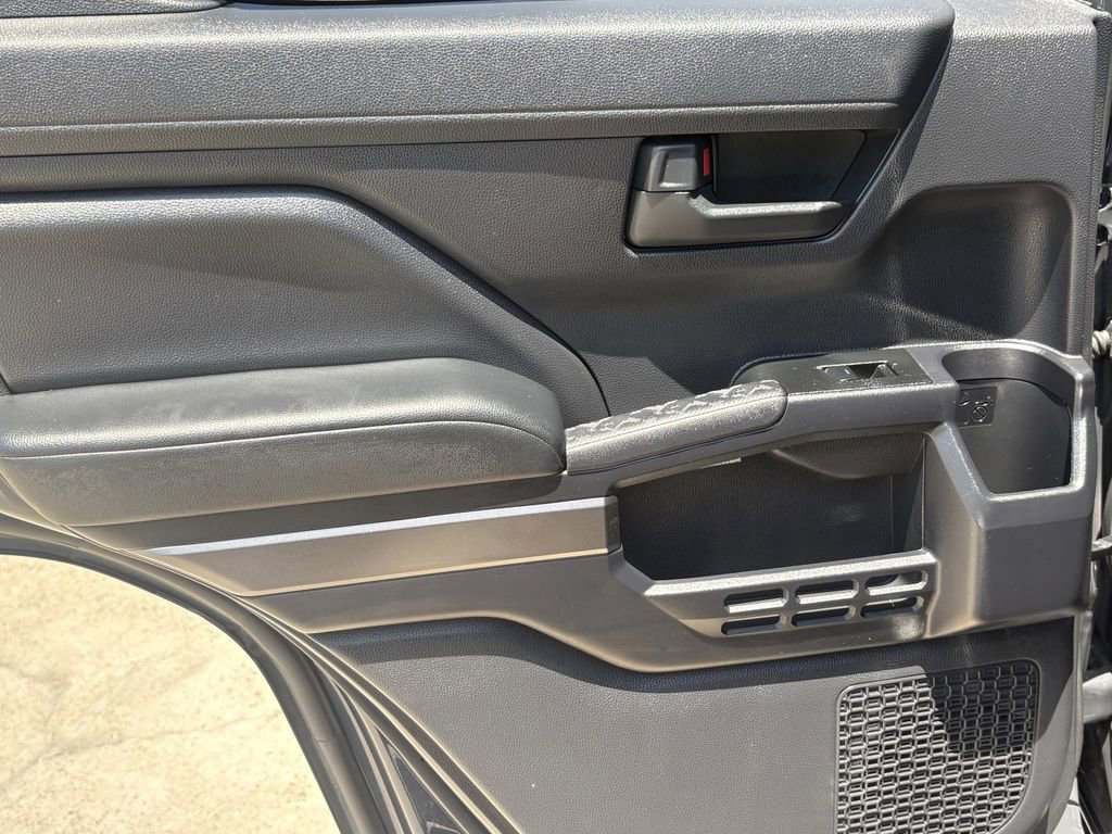 Used 2025 Toyota 4Runner SR5 RWD image 22