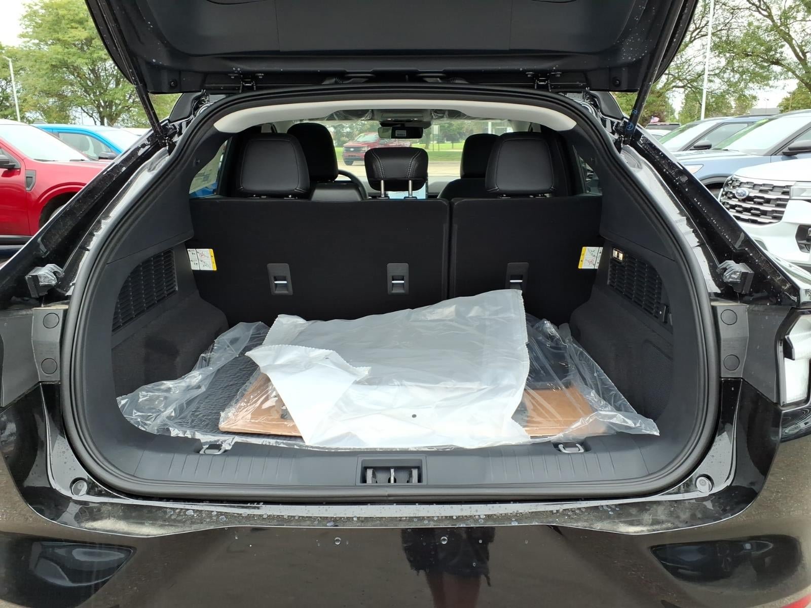 New 2026 Ford Mustang Mach-E Premium AWD/4WD image 9