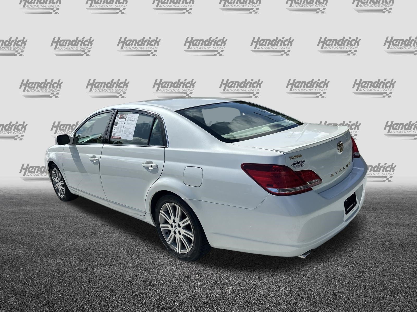 Used 2005 Toyota Avalon Limited FWD image 8