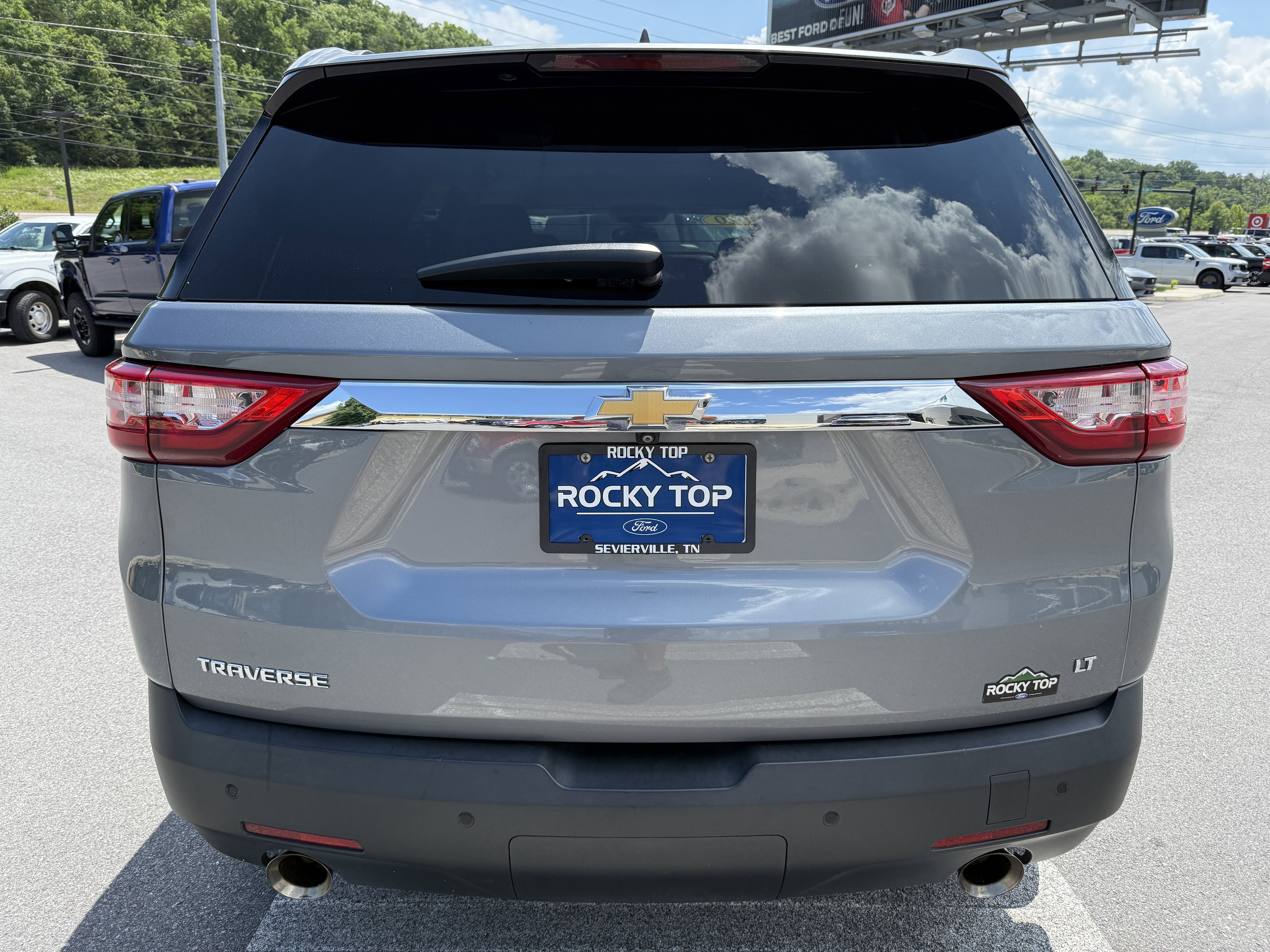 Used 2020 Chevrolet Traverse LT FWD image 6