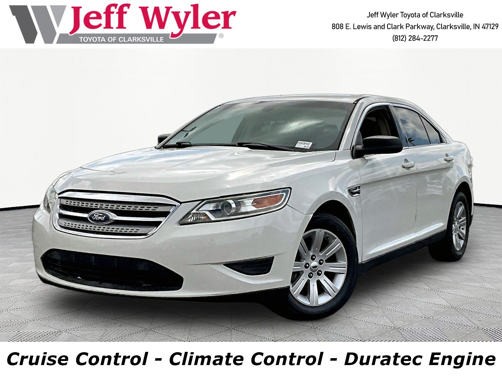Used 2012 Ford Taurus SE FWD image 1