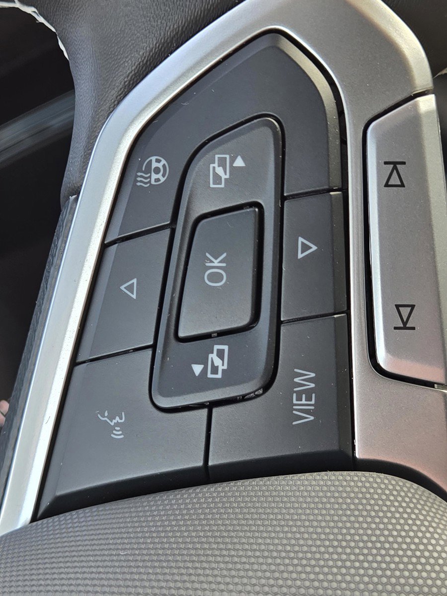 Used 2024 Volkswagen Taos S image 17