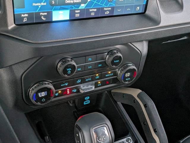 Used 2025 Ford Bronco Badlands AWD/4WD image 13
