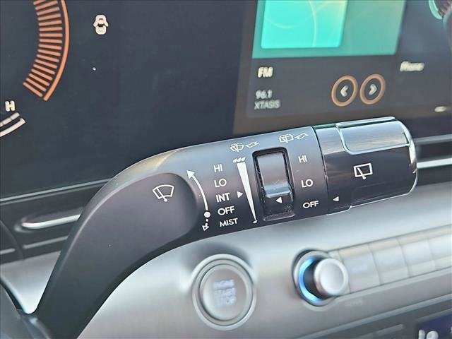 Certified 2025 Hyundai Kona SEL image 15