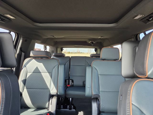 New 2026 GMC Yukon XL AT4 w/ AT4 Premium Plus Package AWD/4WD image 35