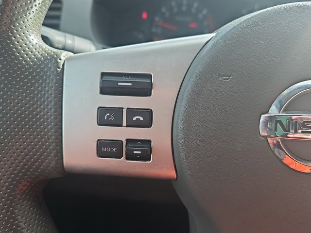 Used 2017 Nissan Frontier SV image 10