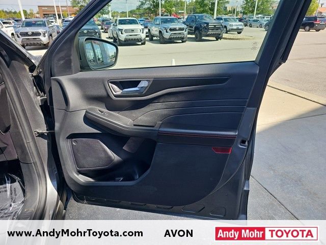 Used 2022 Ford Escape SEL w/ SEL Stealth AWD Package image 36