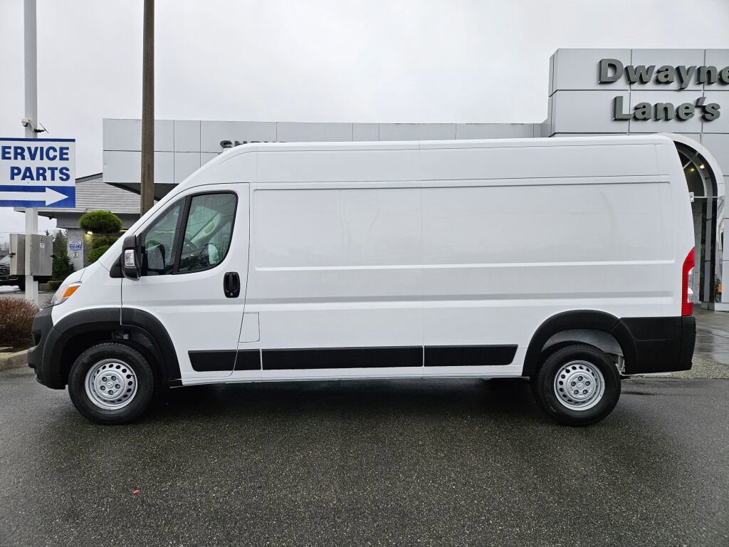 Used 2025 RAM ProMaster 2500 w/ Convenience Group image 2