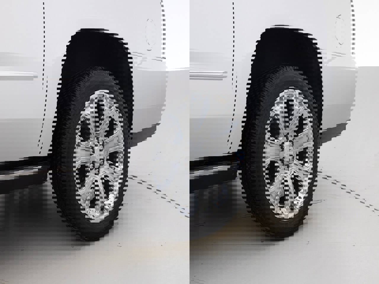 Used 2016 GMC Yukon XL Denali w/ Open Road Package image 20