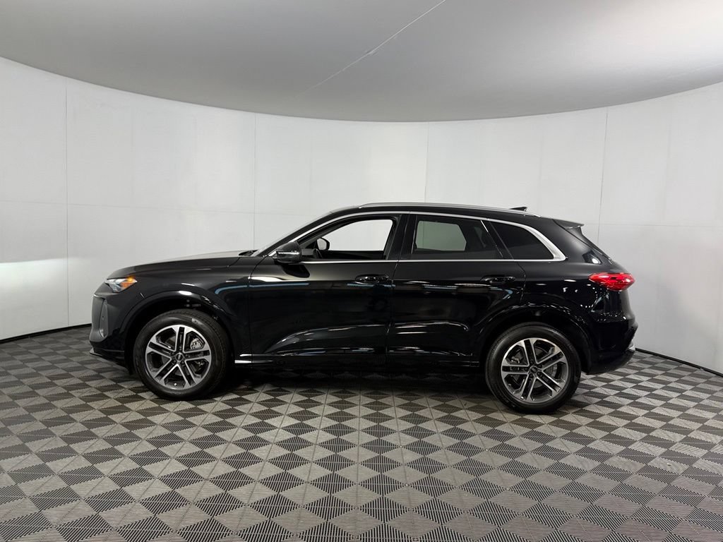 Used 2025 Audi Q5 Premium w/ Convenience Package AWD/4WD image 11
