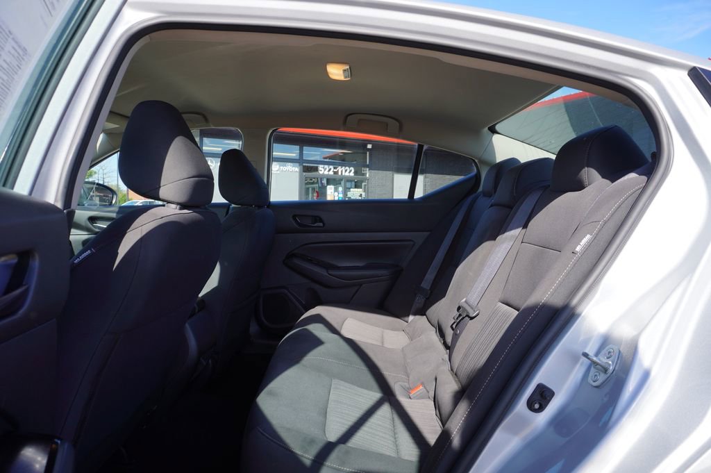 Used 2023 Nissan Altima 2.5 SV image 25