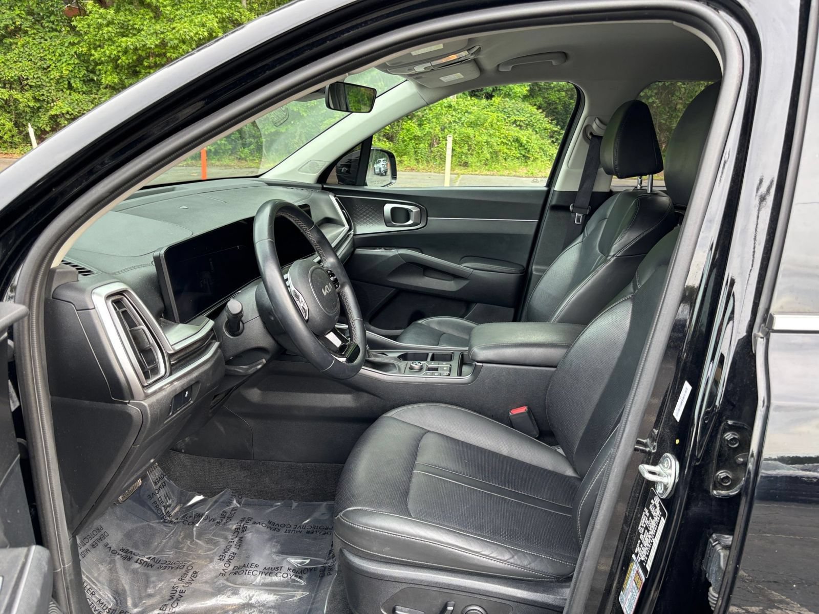 Used 2024 Kia Sorento S FWD image 39