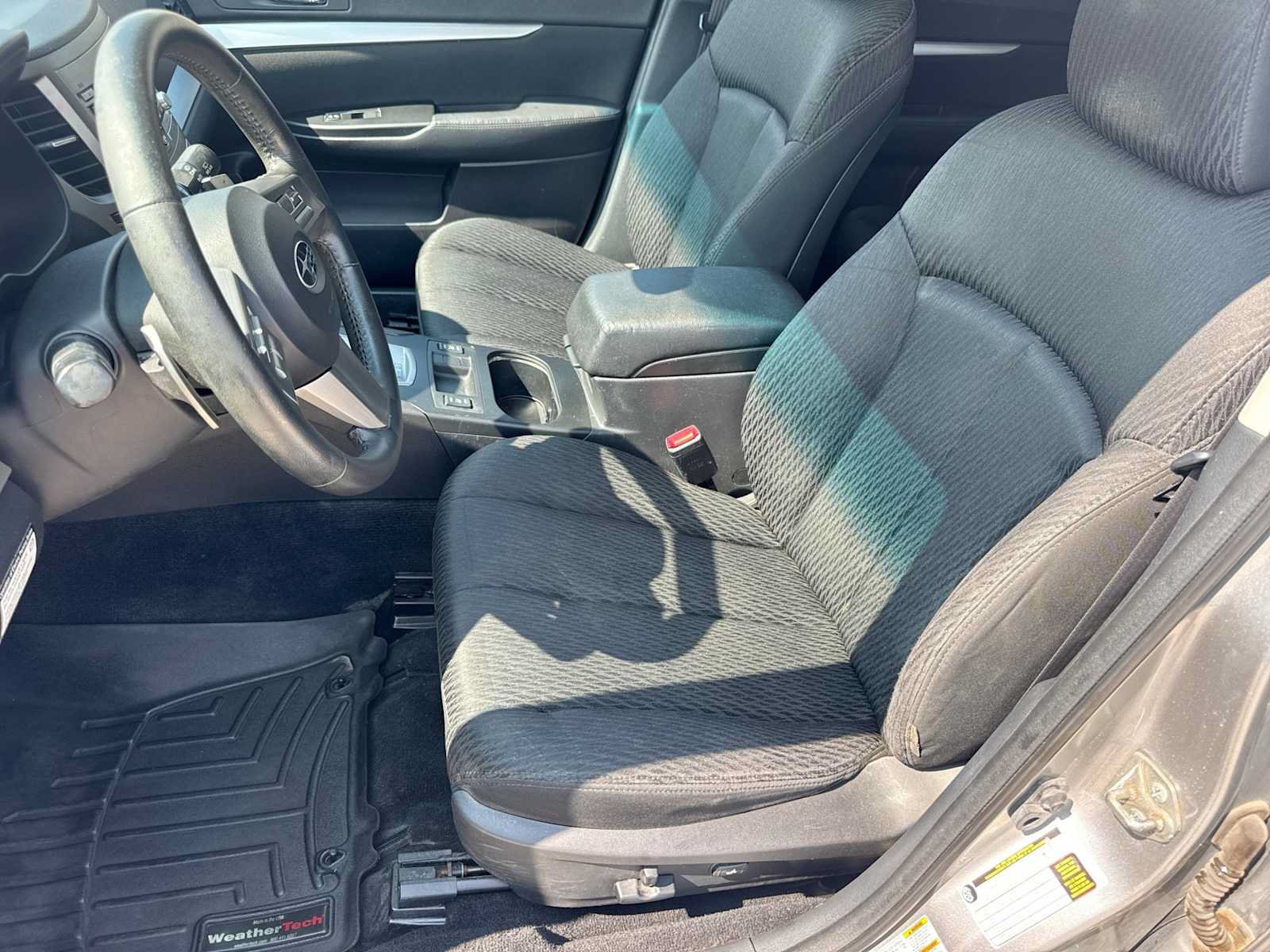 Used 2010 Subaru Outback 2.5i Premium AWD/4WD image 15