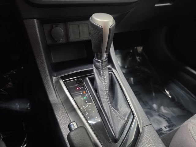 Used 2014 Toyota Corolla LE FWD image 23
