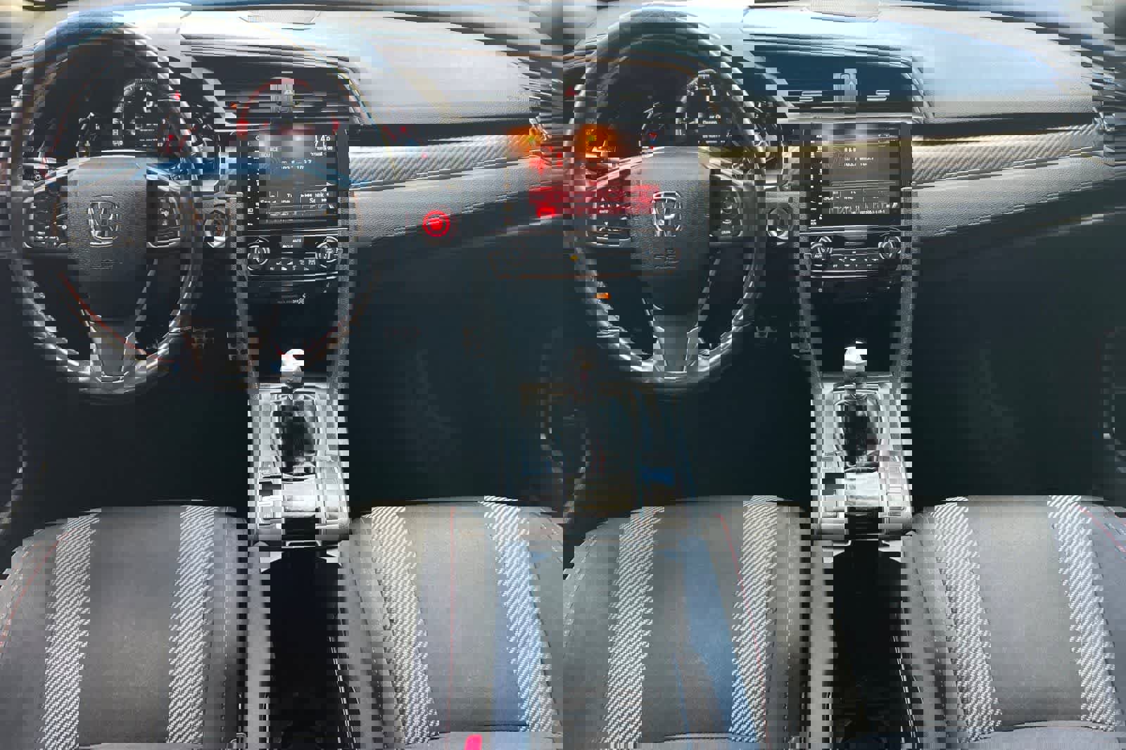 Used 2018 Honda Civic Si image 4