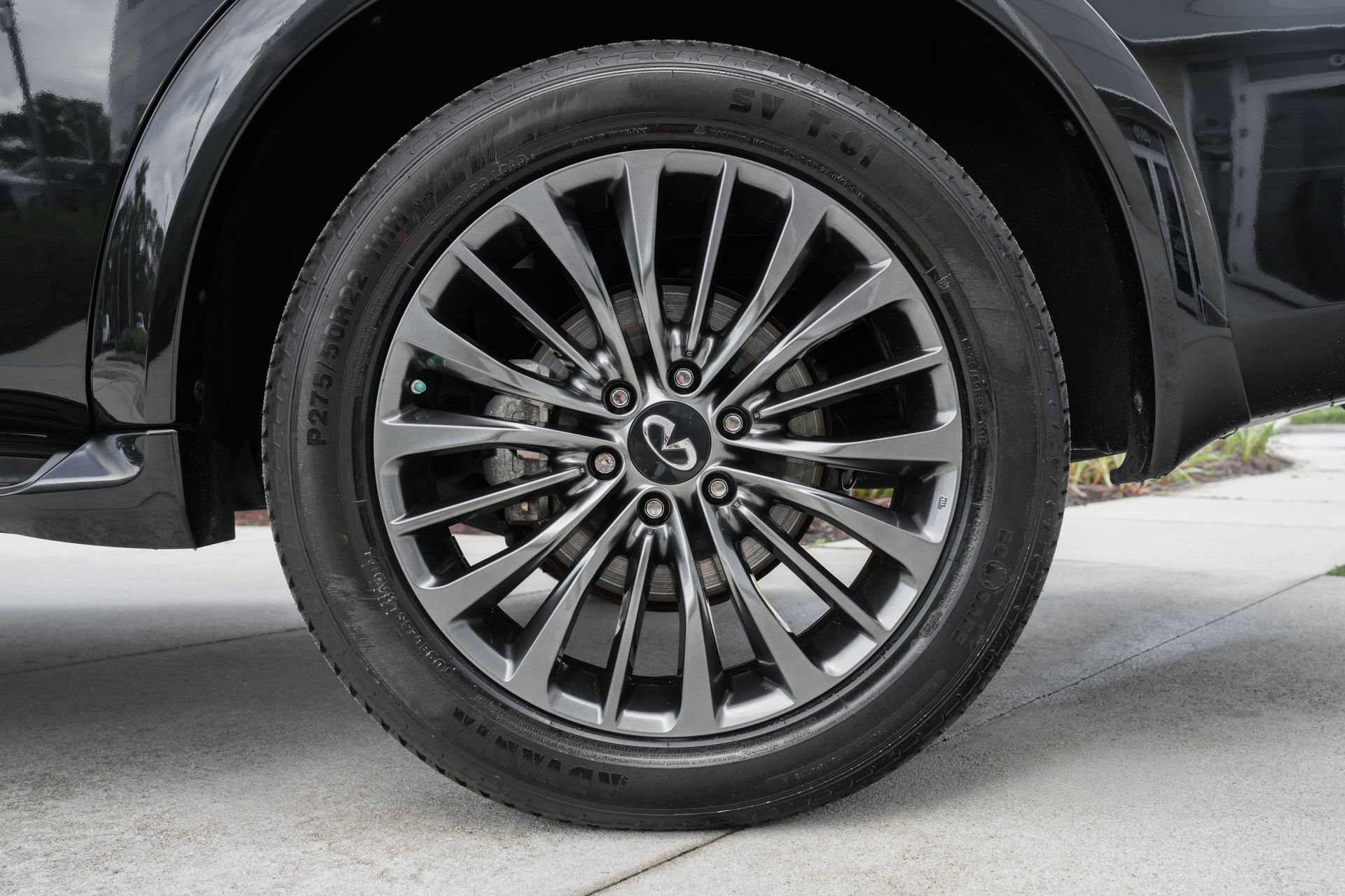 Certified 2024 INFINITI QX80 Premium Select w/ Cargo Package image 30