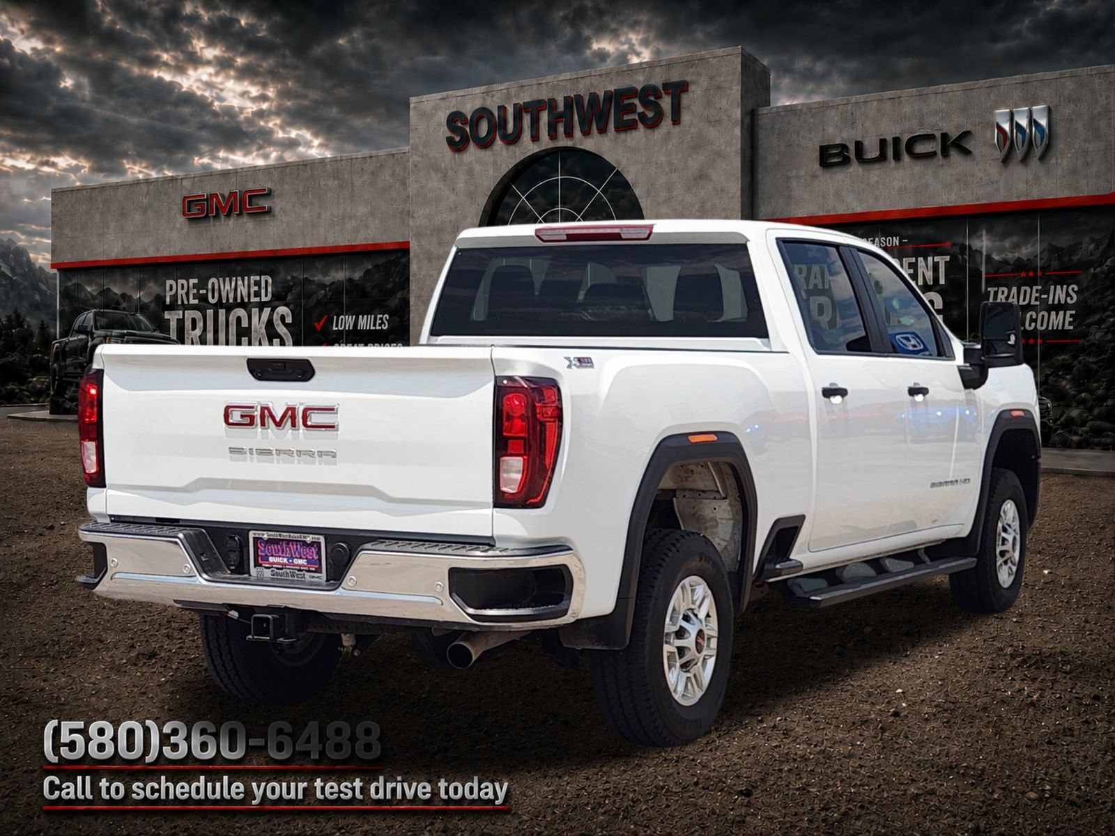 Used 2026 GMC Sierra 2500 Pro w/ 1SA Pro Safety Plus Package AWD/4WD image 5