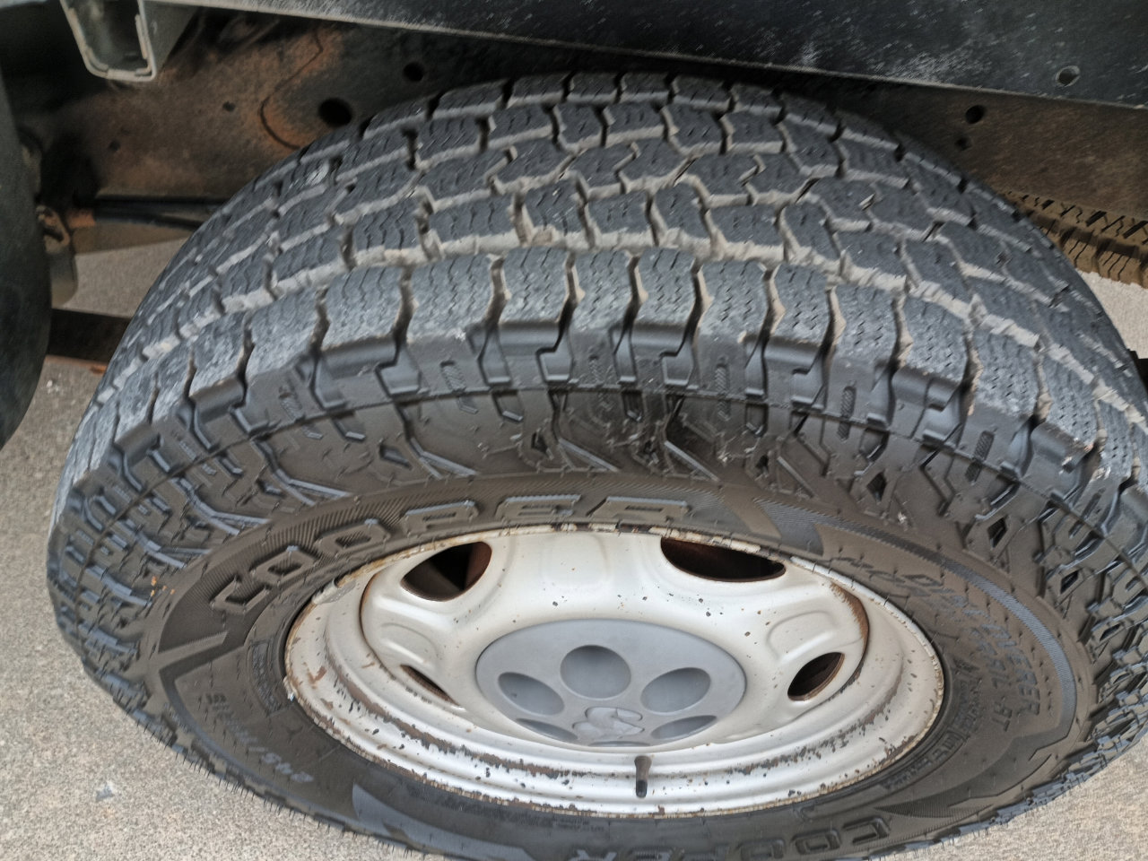 Used 2004 Dodge Dakota 2WD Club Cab w/ Hd Service Group image 31