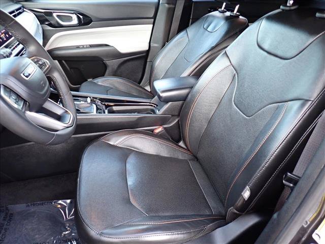 Used 2023 Jeep Compass Limited AWD/4WD image 12
