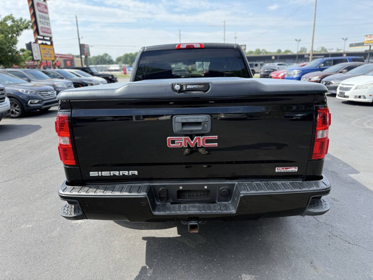 Used 2014 GMC Sierra 1500 SLT w/ All-Terrain Package AWD/4WD image 4