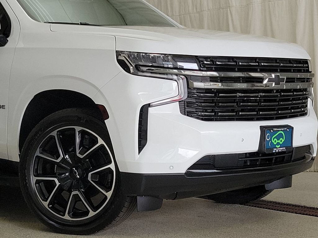 Certified 2022 Chevrolet Tahoe RST w/ Luxury Package AWD/4WD image 6