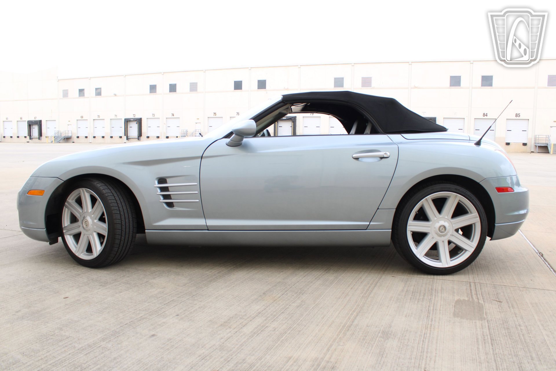 Used 2005 Chrysler Crossfire Limited image 14