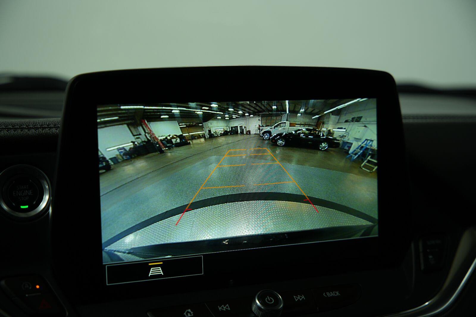 Certified 2025 Chevrolet Blazer LT FWD image 43