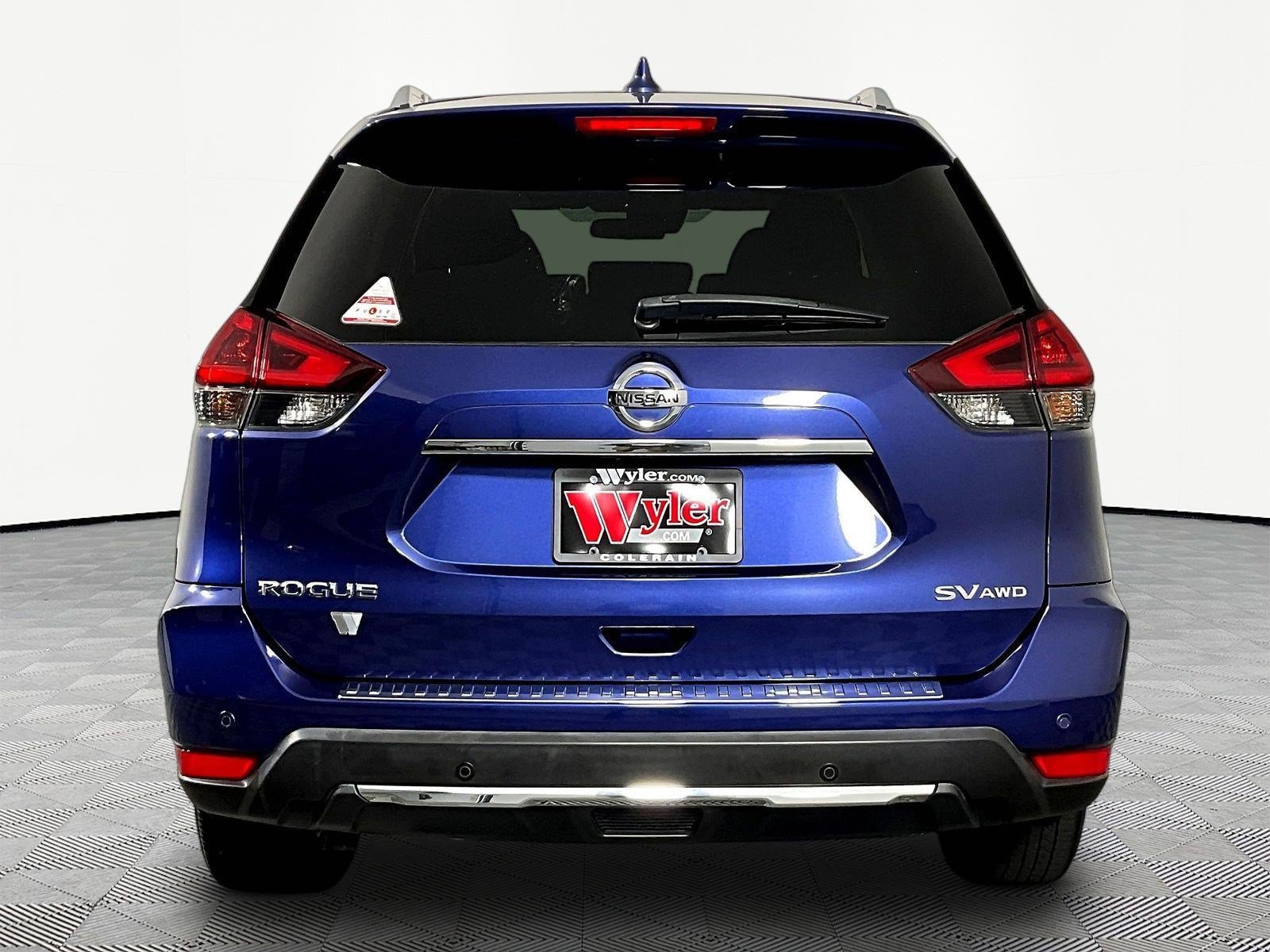 Used 2019 Nissan Rogue SV w/ Sun & Sound Touring Package AWD/4WD image 5